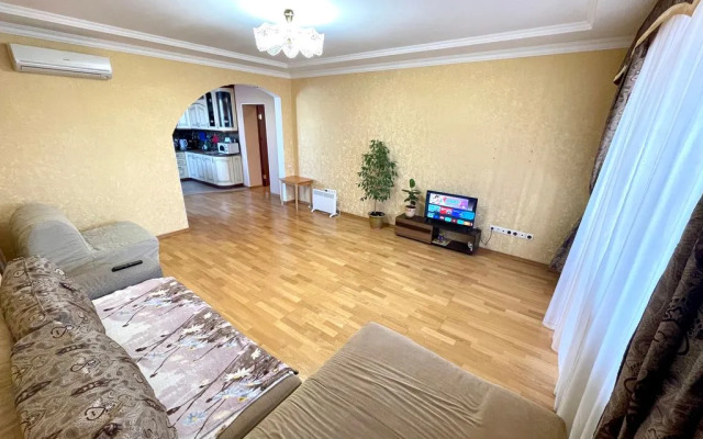 Квартира на улице Кавказской, 6/12