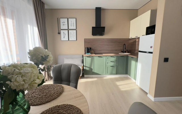 S Dizajnerskim Remontom Vblizi Ippodroma Flat