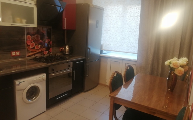 Апартаменты Трехкомнатная квартира на Папанина 3