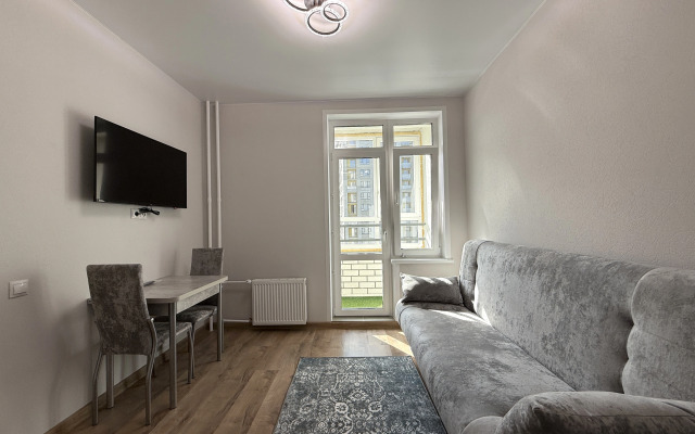 Alissum Detskaya Ploschadka Privlekaet Dazhe Vzroslykh Apartments