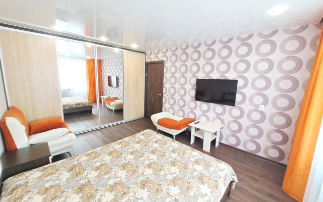 Dvukhkomnatnaya V Krasnokamske Flat