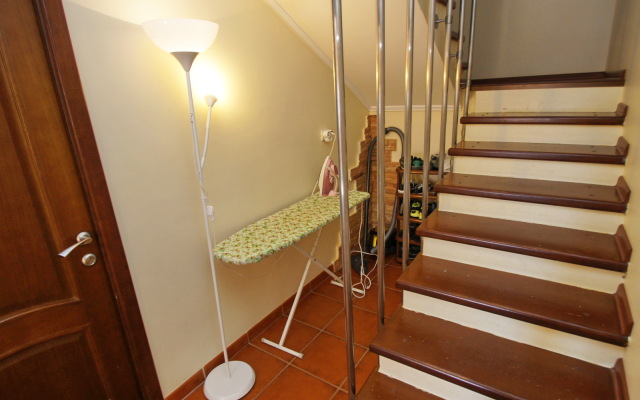 Laza Mini-Hotel