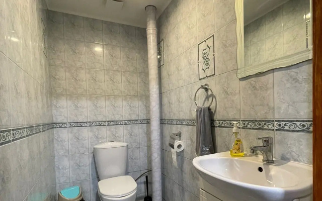 Kottedzh S Terrasoy I Basseynom Guest house