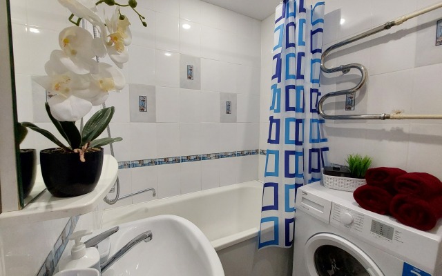 Yevrodvushka V Tsentre Yaroslavlya Flat