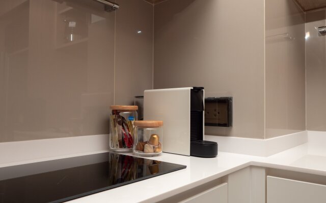 Otlichnye 2 Bd Apartamenty s Sobstvennym Dvorikom Apartments