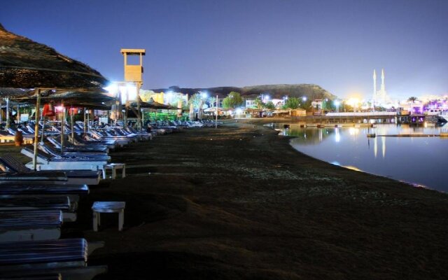 Turquoise Beach Hotel