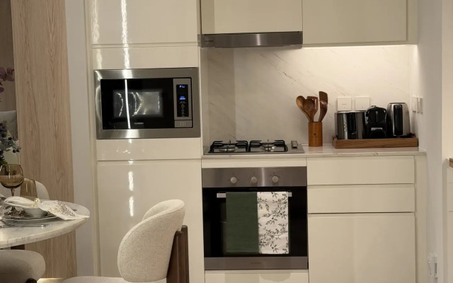 Апартаменты Luxury One Bedroom Palace Residences