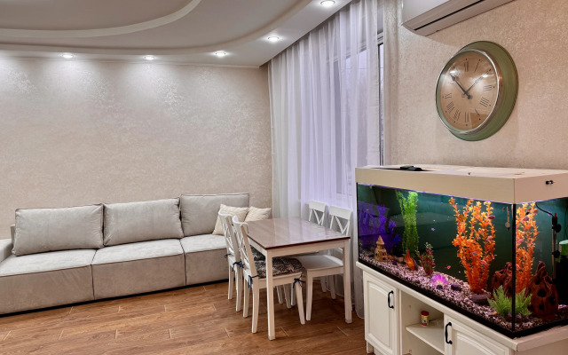 Tsentr 2k Stalinka Apartment