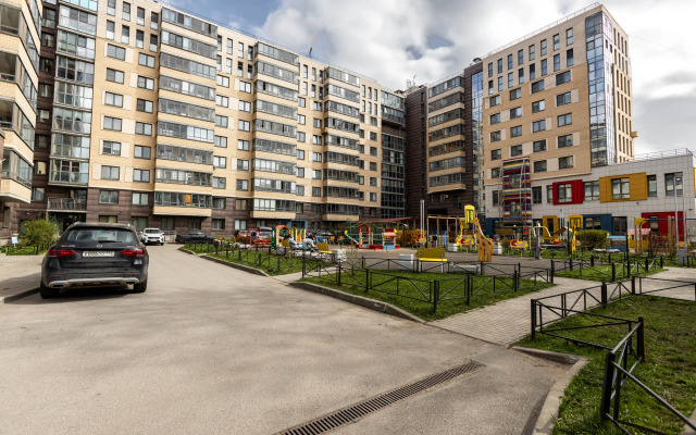 Stilnaya I Uyutnaya Ryadom S Metro Flat