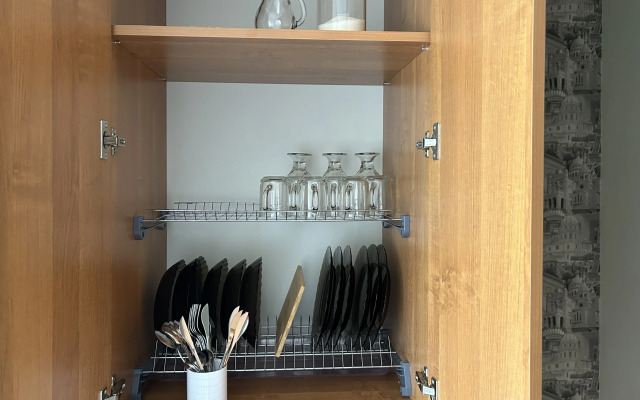 Апартаменты однокомнатные Тишина и колокола у Ярославского кремля, мансарда (третий этаж)