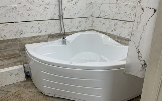 Sovremennaya Yevrotryoshka Akvapark Flat