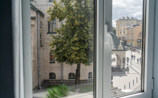 Апартаменты на Покровской Grey №6