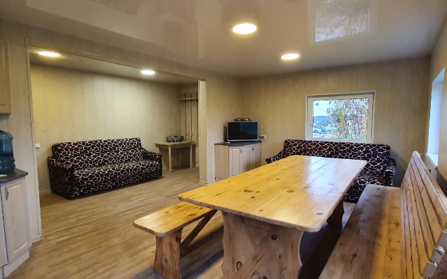 Уютный домик в Молочном