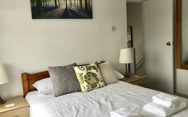 Апартаменты The Woodfarm Lodge Oxford