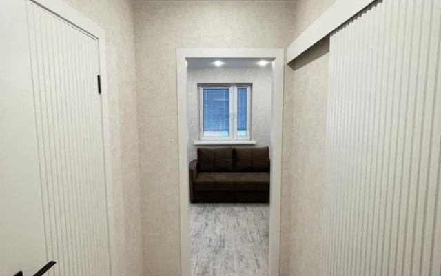 Novaya Zhk Frukty Flat