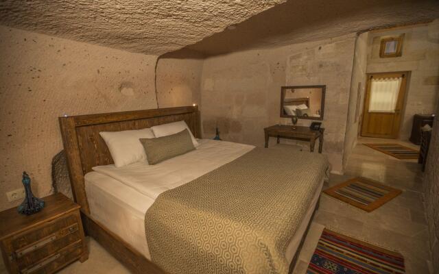 Helike Cave Suites