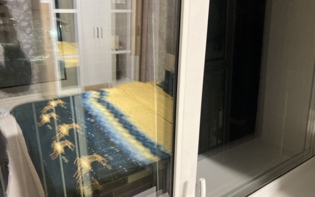 Трех Комнатная Квартира Рядом с Лесом