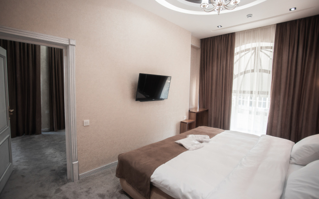 Hotel Arhan Palace Premium Hotel