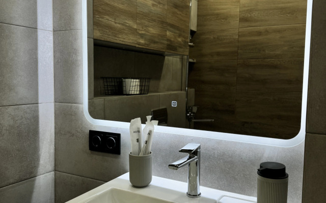 Квартира на Менделеева 128