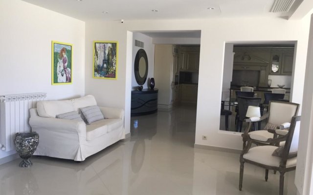 Вилла Солея