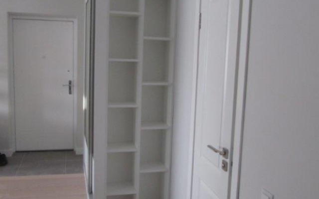 Sovremennye na Nemige Tsentr Apartments