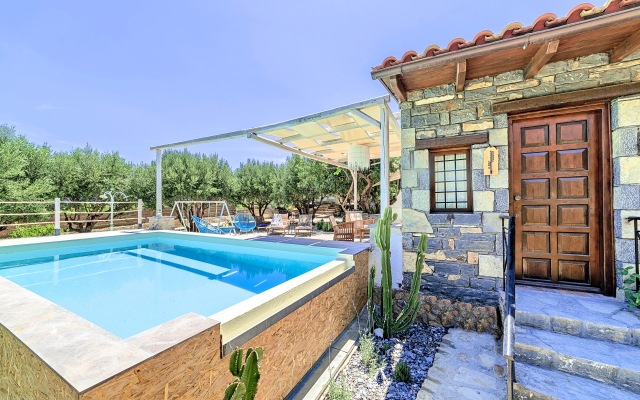 Cretan Lodge Heated Pool Villa
