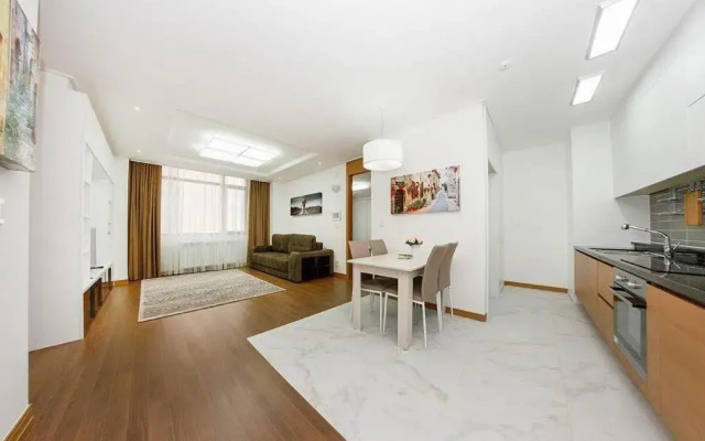 Na Prospekte Kabanbay Batyra, 43blokb Apartments