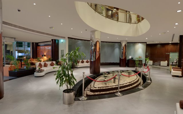 Dubai Signature Hotel Apartments & Spa Resort