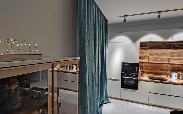 s 2mya Spalnyami - Goldwing Flat