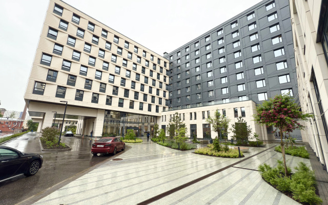 Well Deluxe Apartment