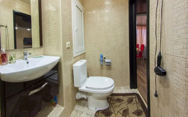 Апартаменты Хом-Сити на М. Горького 59 (148)