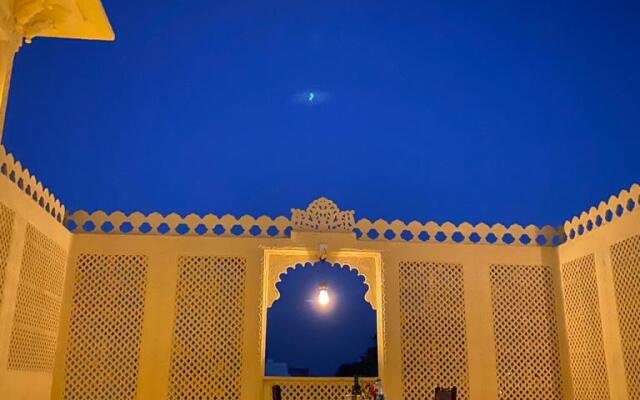 Haveli Gokul Niwas Hotel