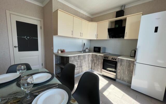 Квартира Саяны