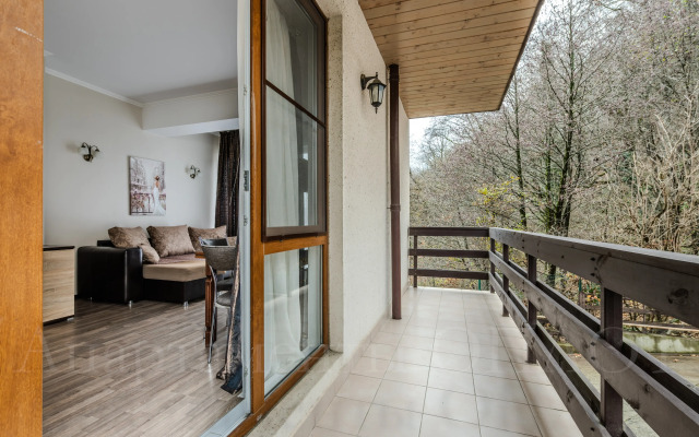 Oplot - Klassicheskie s balkonom i vannoj 5 Apartments