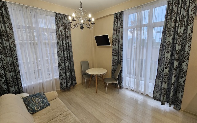 Prostornaya Kvartira Na Figurnoy Ot Homehotelsochi Apartments