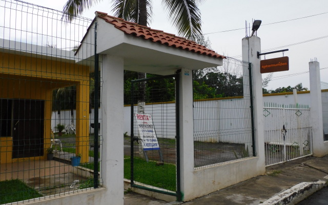 Отель Habitaciones América Rotamundos