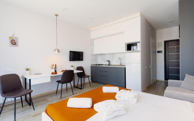 Next Orange Aparthotel Official
