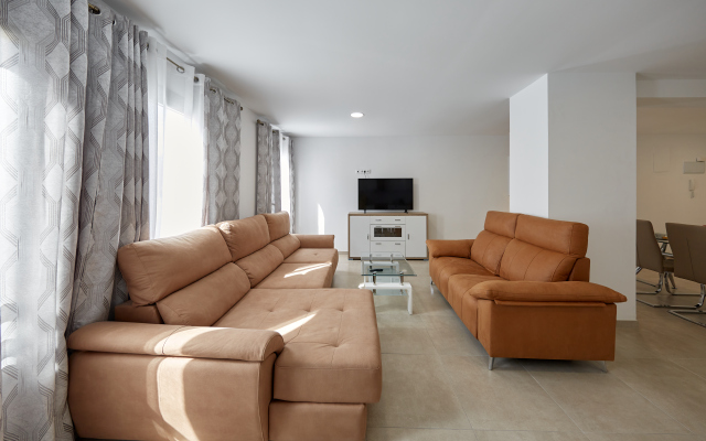 Sonrisa Deluxe Apartments Levante