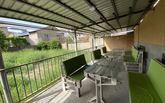 Kenut Hostel