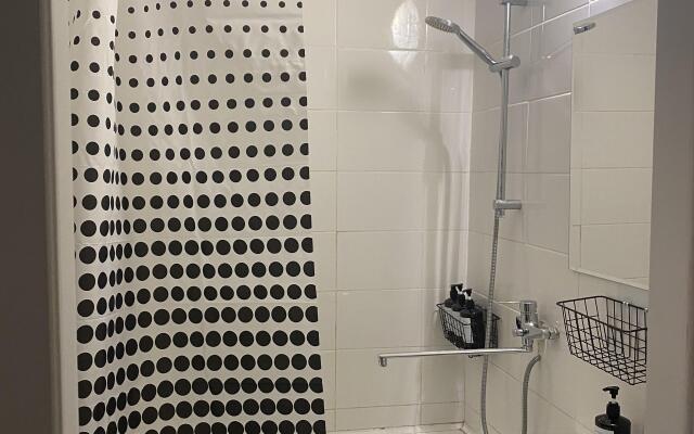 Апартаменты 3х Комнатная Квартира