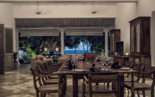Taru Villas Mawella