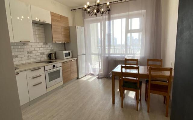 S Yevroremontom V Tsentre Flat
