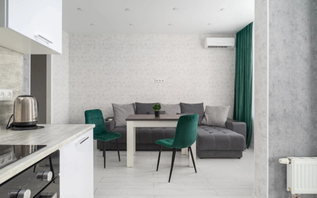 Апартаменты Люкс Тут Живут Парк и Стадион