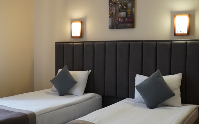Saraishyq Hotel