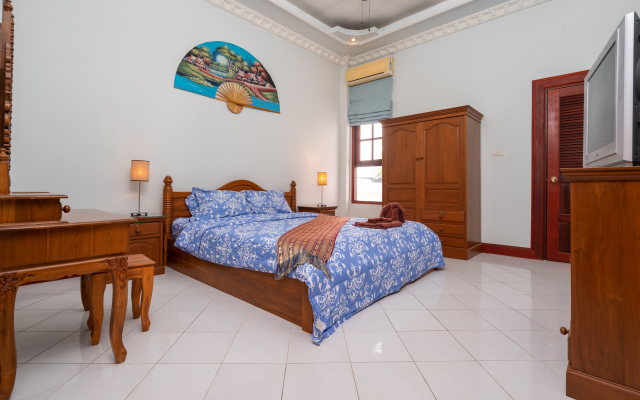 Spacious 2BR Family Villa with Private Pool