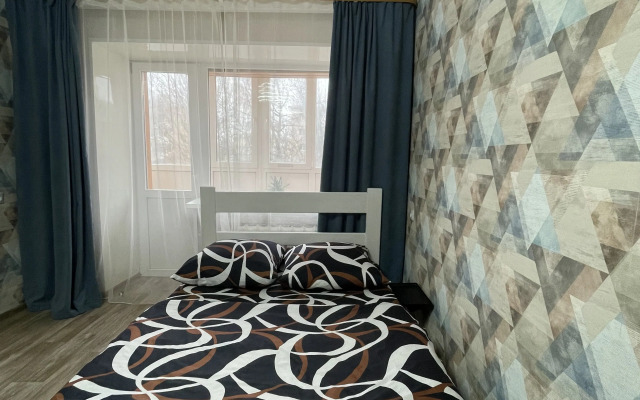 Trekhkomnatnaya V Tsentre Goroda Flat