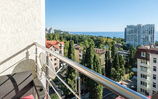 Vidovaya Dvushka S Balkonom Flat