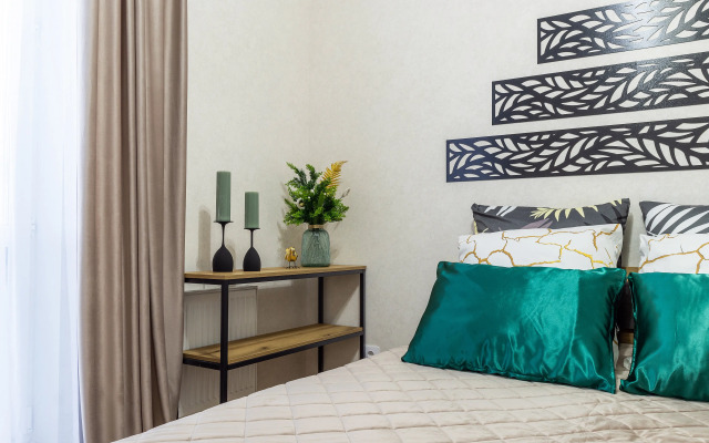 Квартира SunSet Героев Донбасса 12