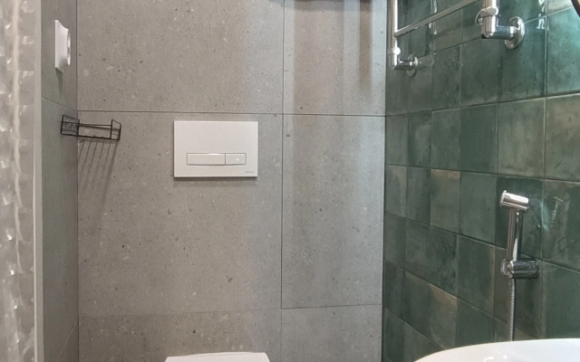 Tsentr Atmosfernaya Studiya na 4-m Etazhe Flat
