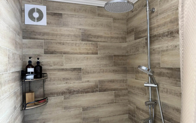 Частный Дом 550 с Тёплым бассейном Сауна Мангал Голубая Бухта